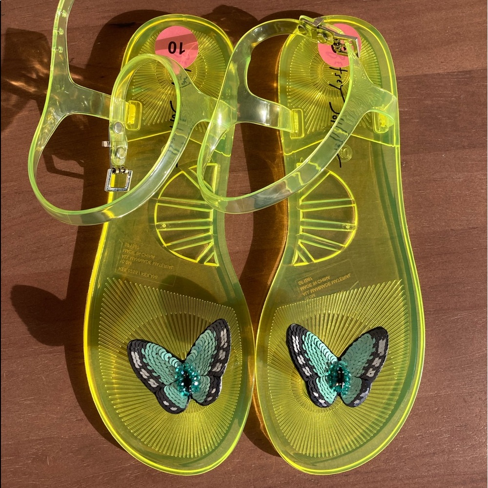 Betsey Johnson Tabby Sandals Women Size 10.